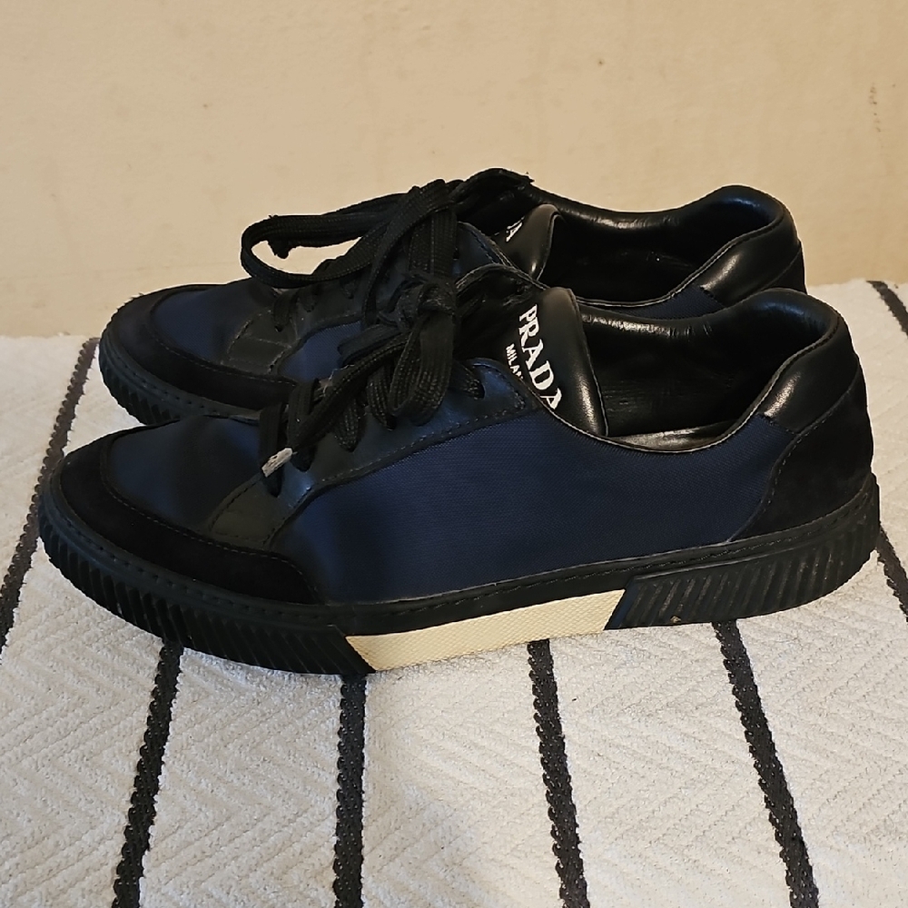 Prada Black Sneakers Sleek Design with Chunky Sole - Picture 4 of 9